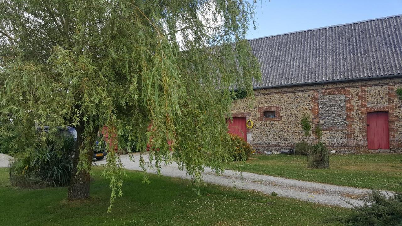 Au Petit Paradis Sainte-Gauburge-Sainte-Colombe Exterior foto
