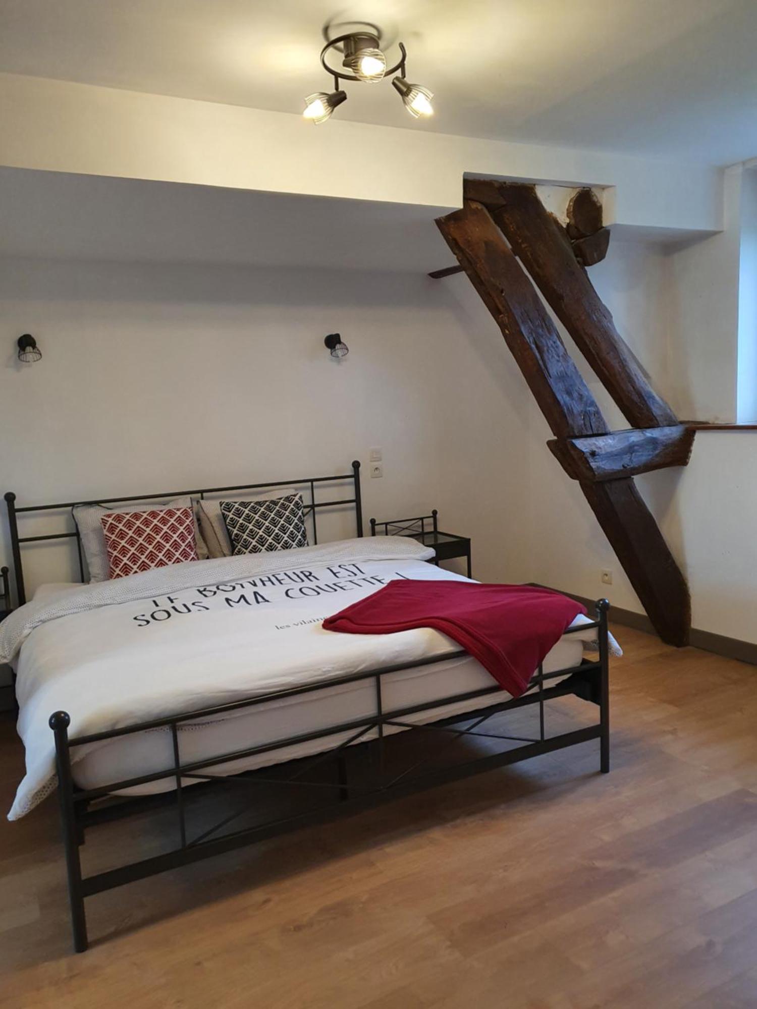 Au Petit Paradis Sainte-Gauburge-Sainte-Colombe Quarto foto