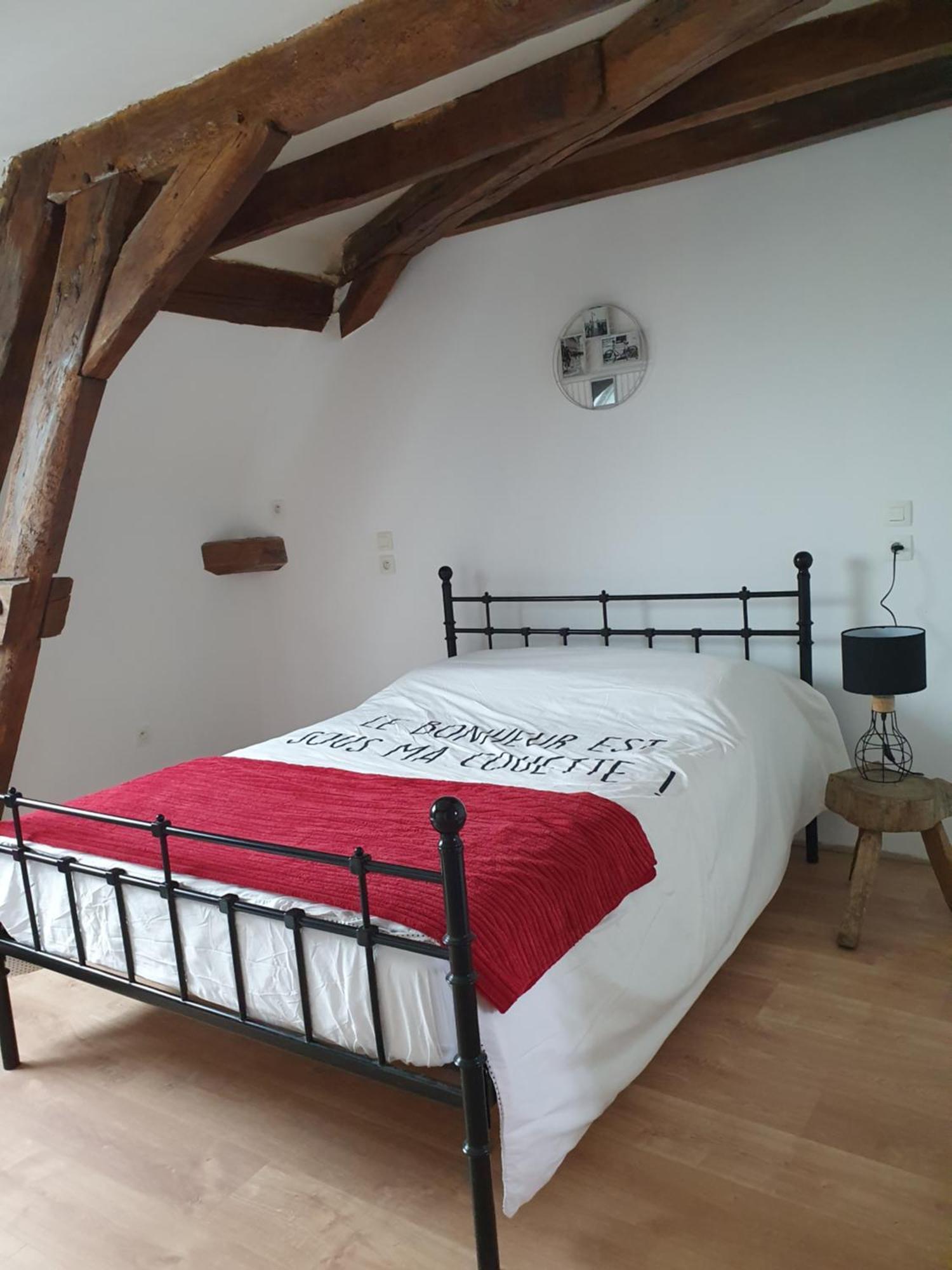 Au Petit Paradis Sainte-Gauburge-Sainte-Colombe Quarto foto
